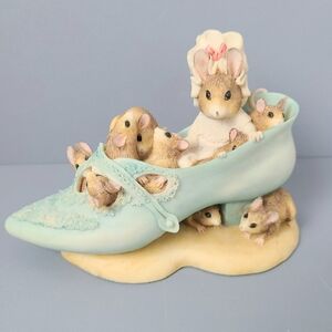 World Of Beatrix Potter Old Woman Who Lived In A Shoe 1987 Vintage Figurine